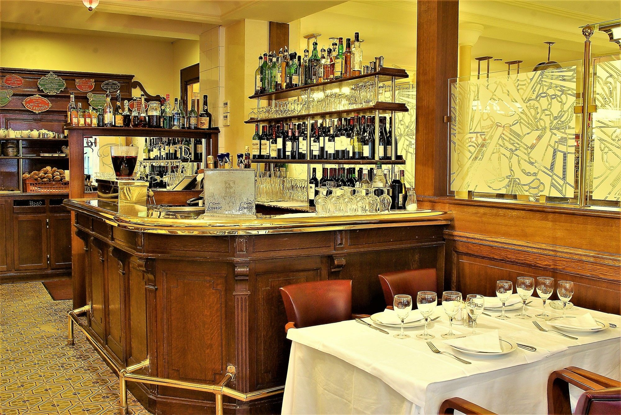 Hotel Restaurant Au Boeuf Couronne Paris Exterior photo
