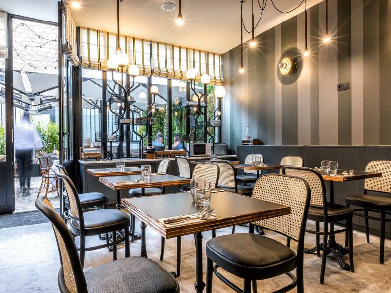 Hotel Restaurant Au Boeuf Couronne Paris Exterior photo